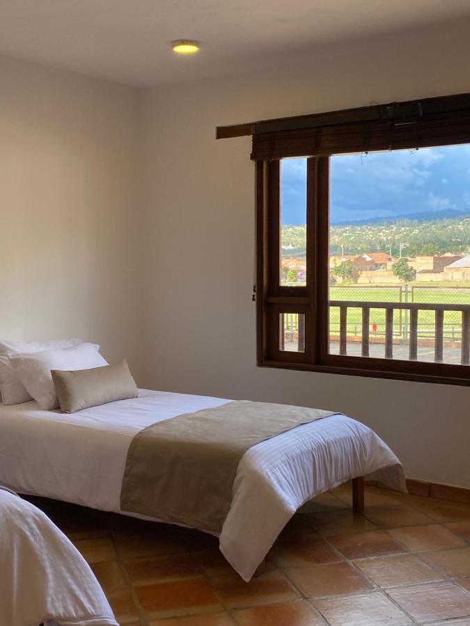 Hotel Alandalus Вилья-де-Лейва Экстерьер фото